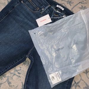 Good American Jeans Straight Leg